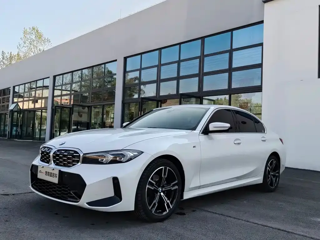 BMW 3 Series 2024 из CN, фото 1