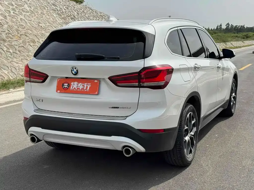 BMW X1 2021 из CN, фото 3