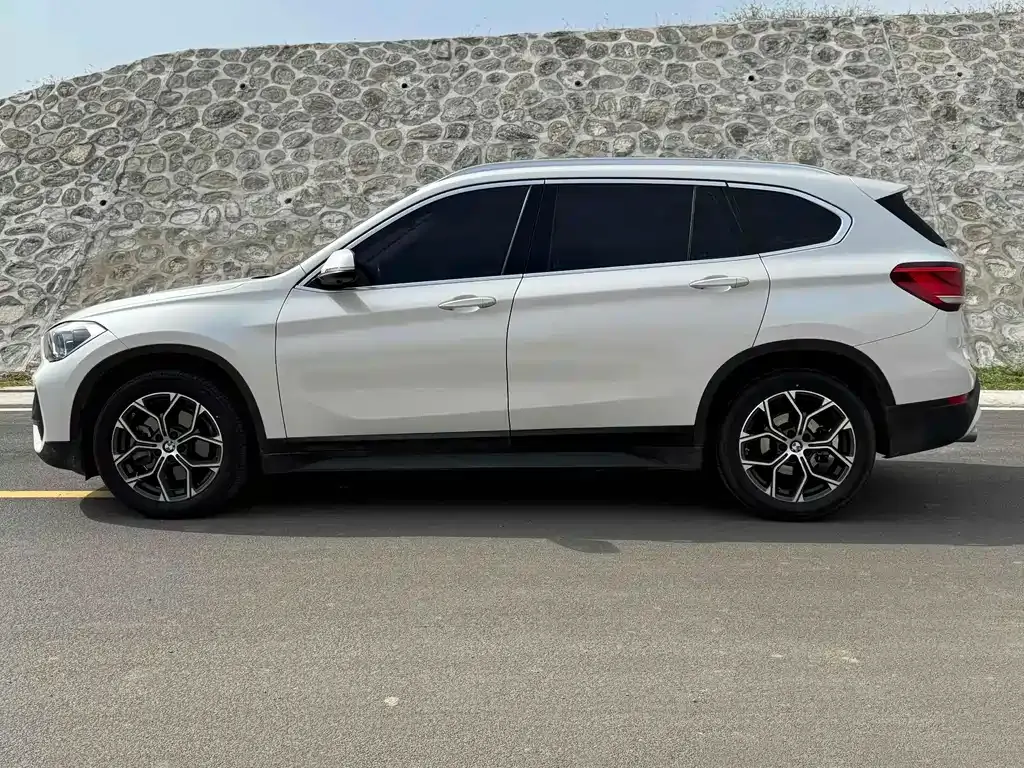 BMW X1 2021 из CN, фото 4