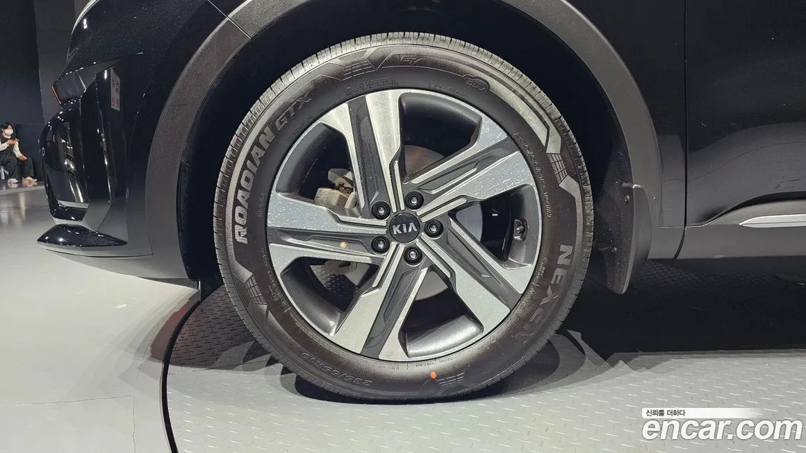 Kia Sorento — фото 5
