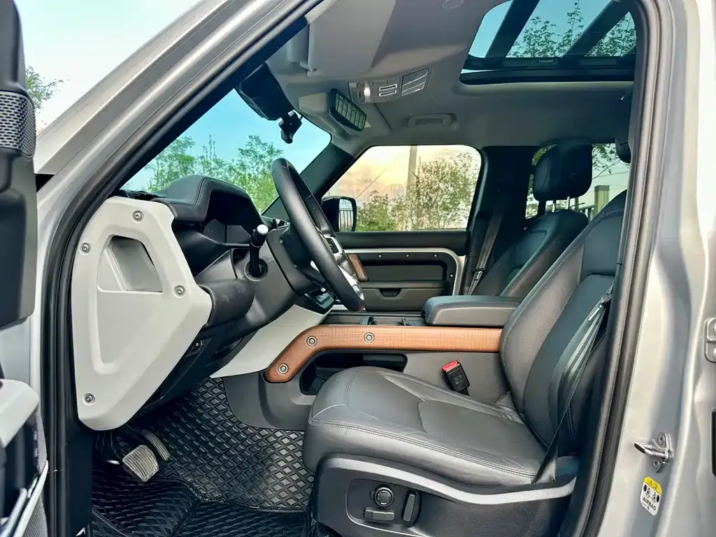 Land Rover Defender 2023 из CN, фото 5