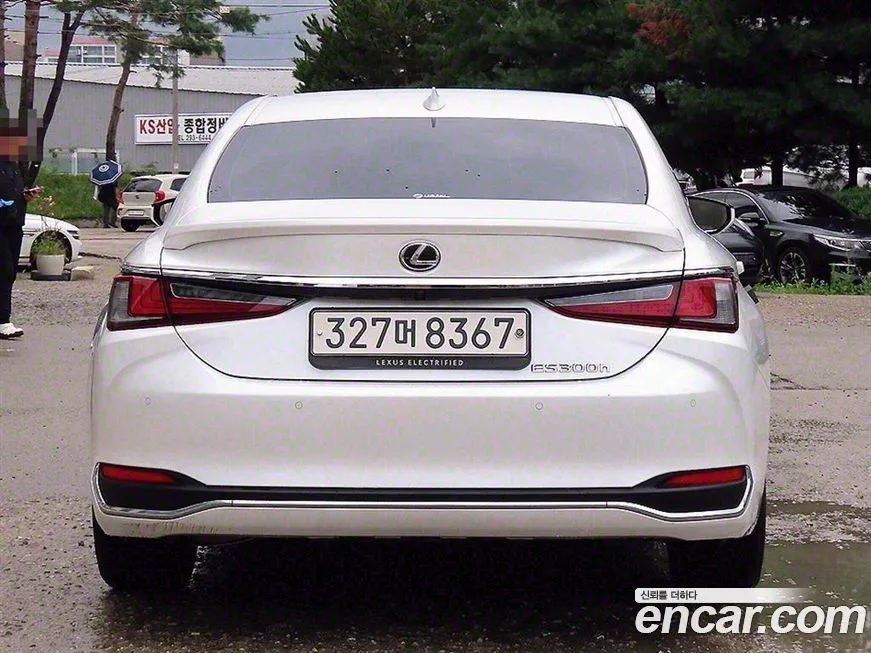 Lexus ES 2023 из KR, фото 4