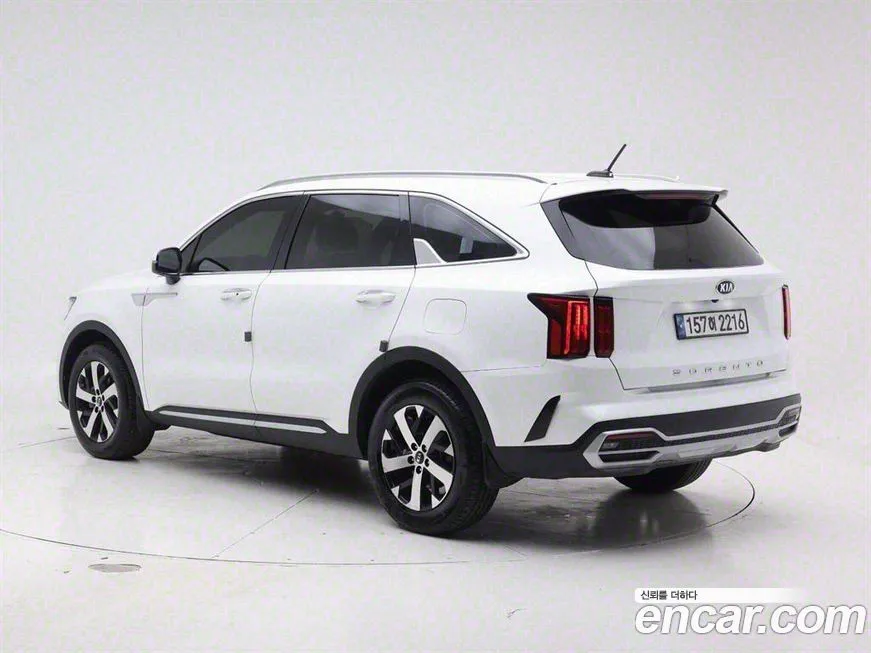Kia Sorento — фото 4