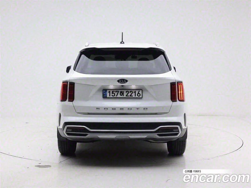 Kia Sorento — фото 5