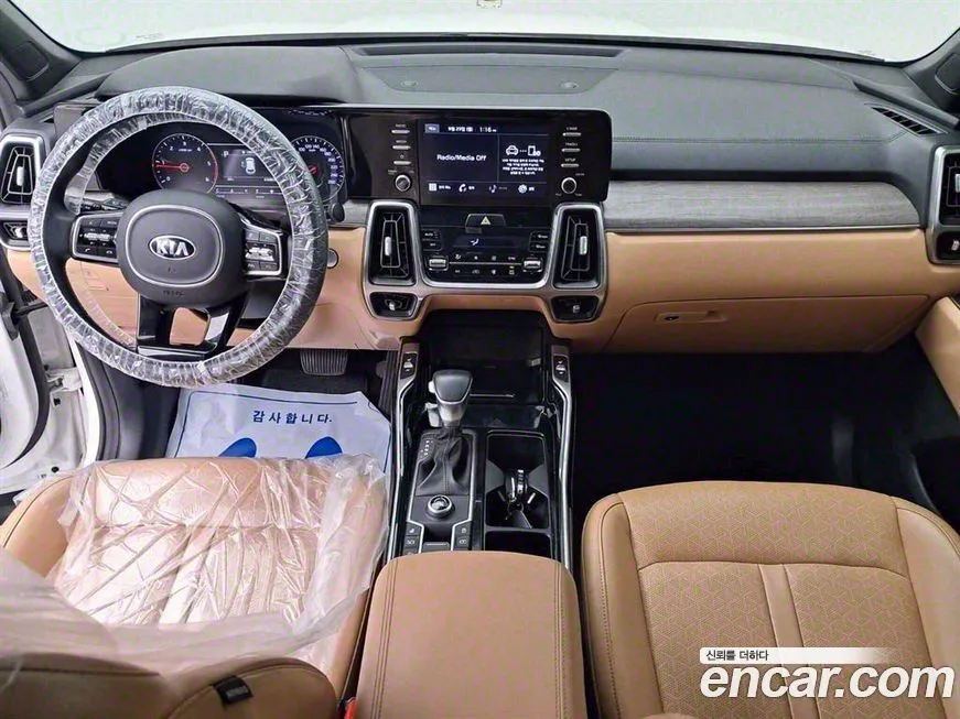 Kia Sorento — фото 6