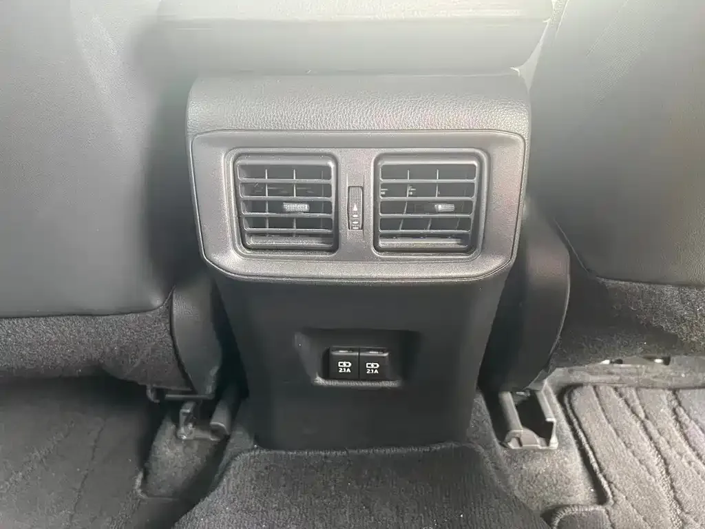 Toyota Wildlander 2021 из CN, фото 10