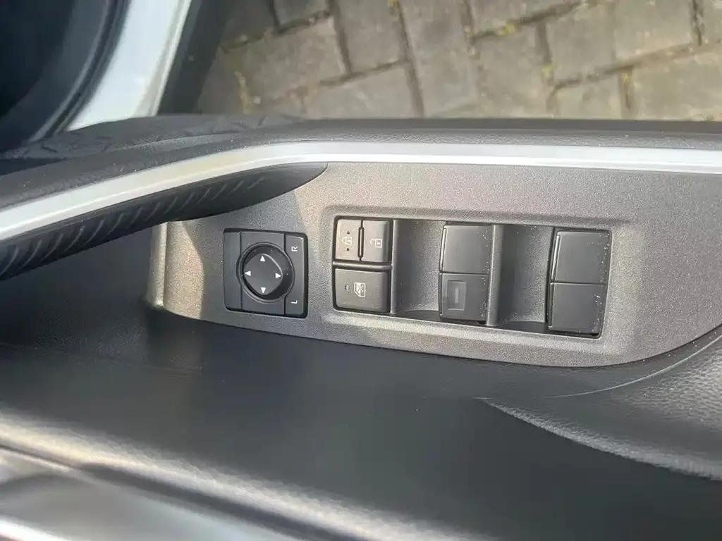 Toyota Wildlander 2021 из CN, фото 5