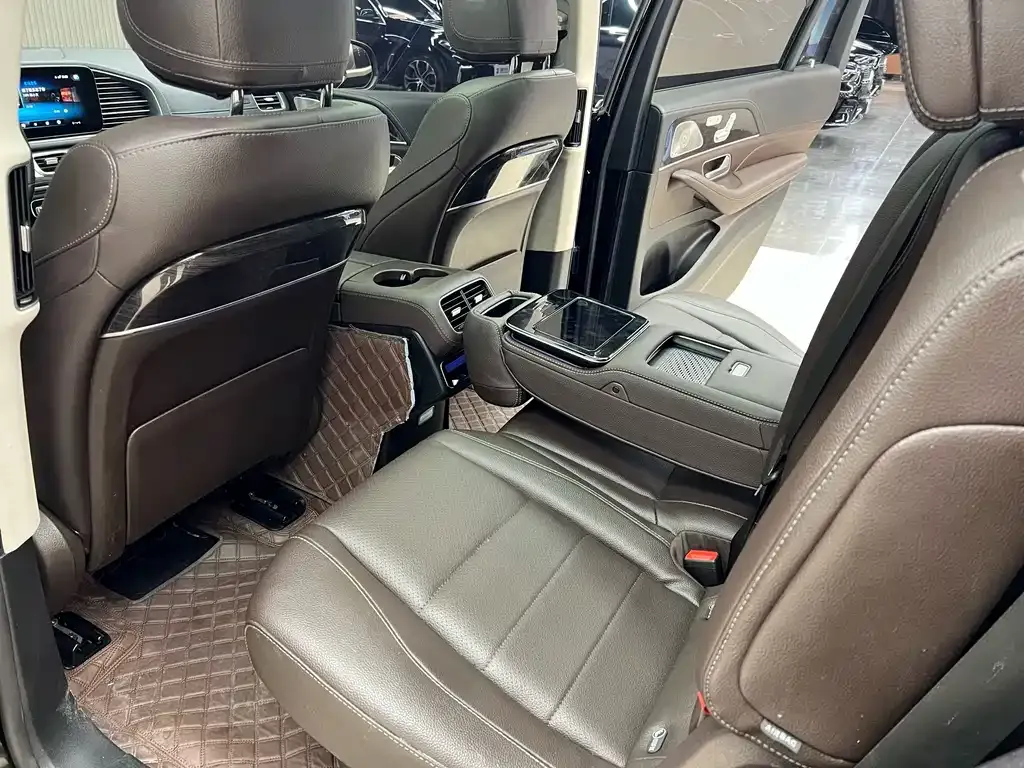 Mercedes-Benz GLS 2023 из CN, фото 4