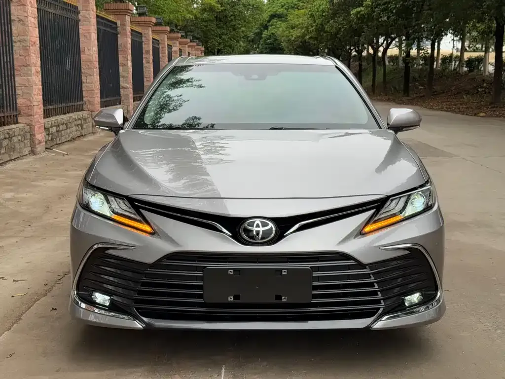 Toyota Camry 2021 из CN, фото 1