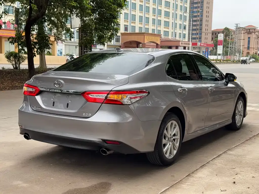 Toyota Camry 2021 из CN, фото 5