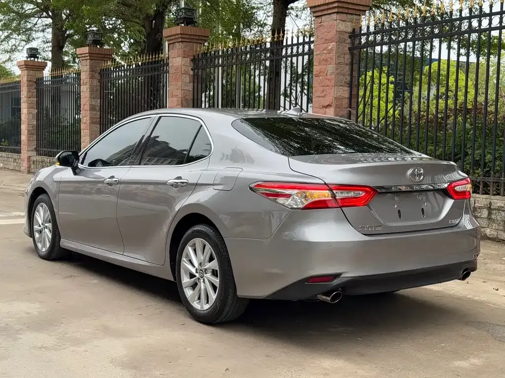 Toyota Camry 2021 из CN, фото 6