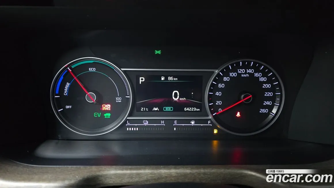Kia Sorento — фото 8