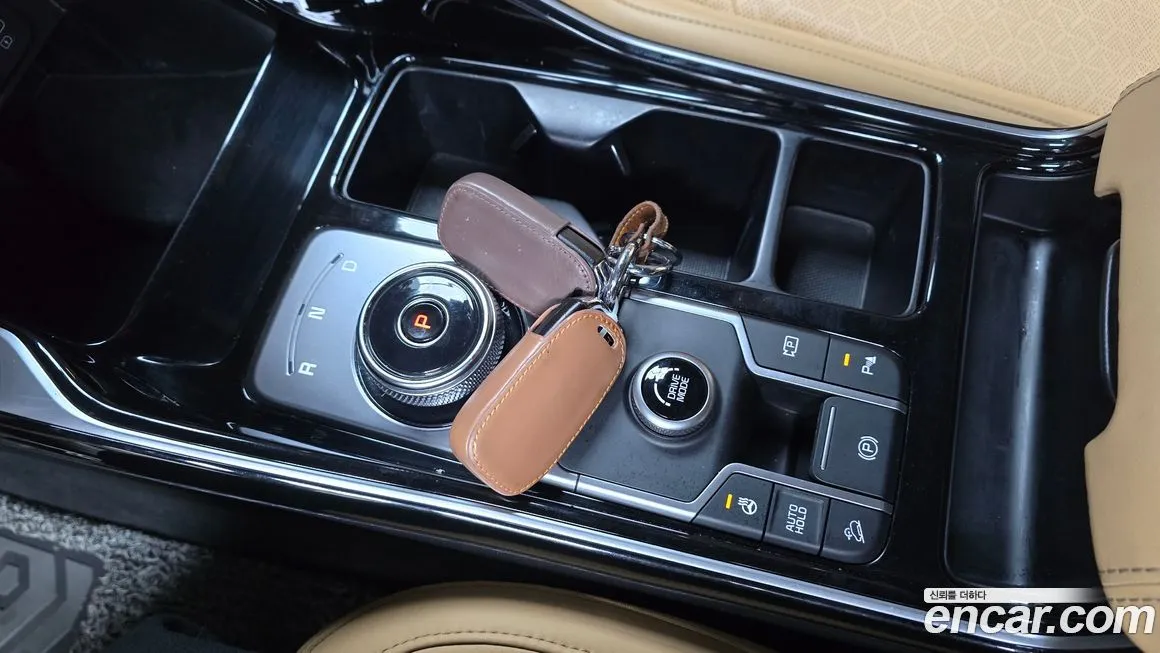 Kia Sorento — фото 9