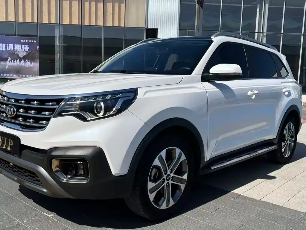 Kia Sportage — фото 1