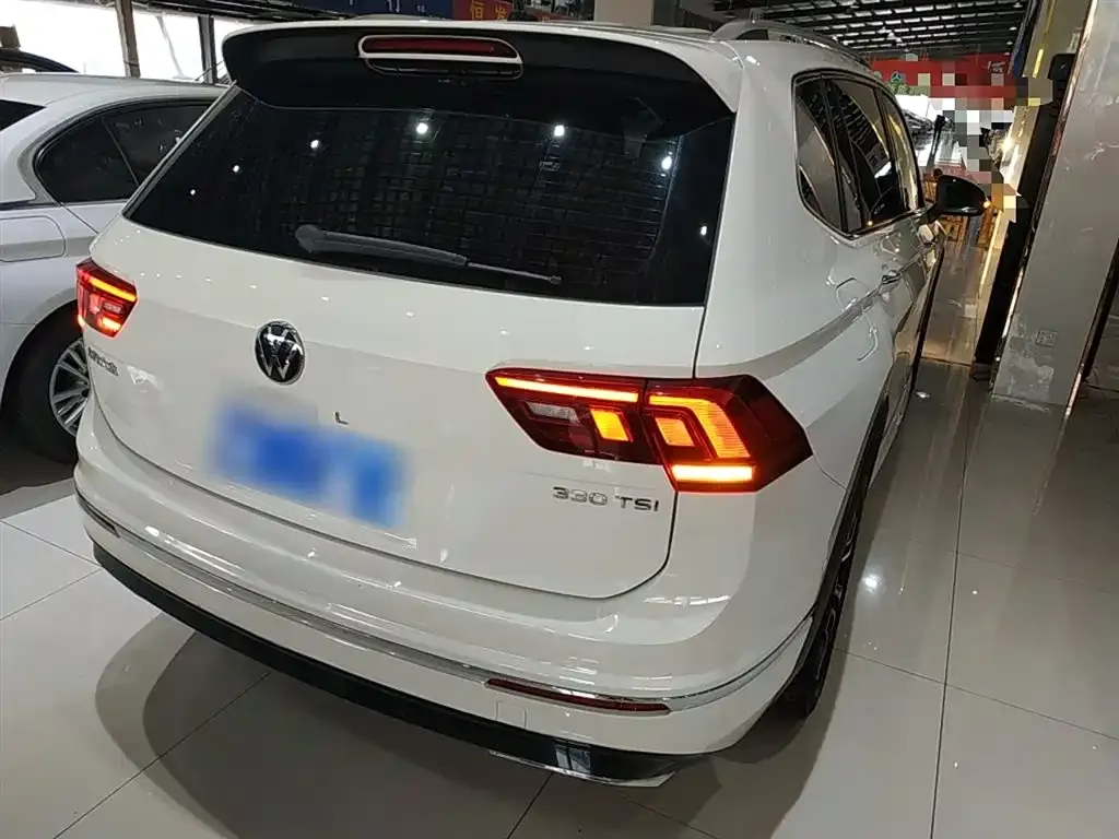 Volkswagen Tiguan L 2021 из CN, фото 7