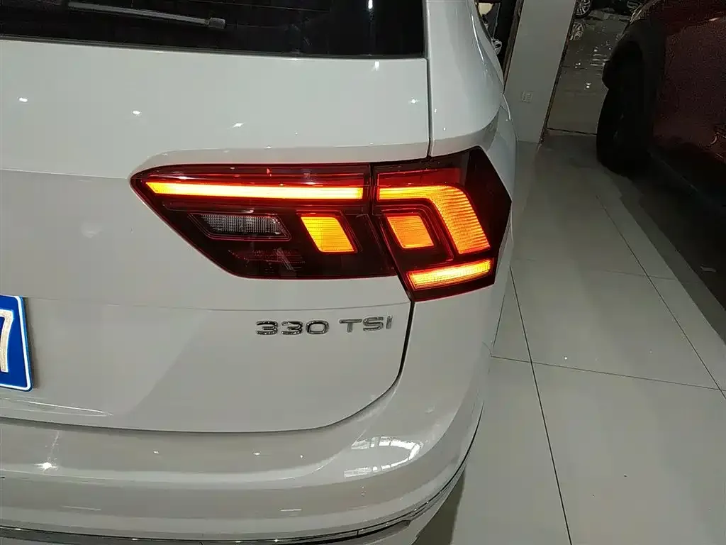 Volkswagen Tiguan L 2021 из CN, фото 8