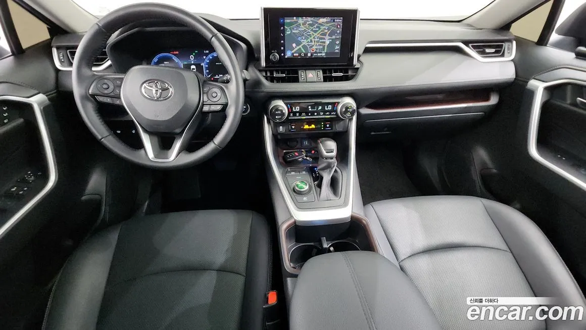 Toyota RAV4 2023 из KR, фото 7