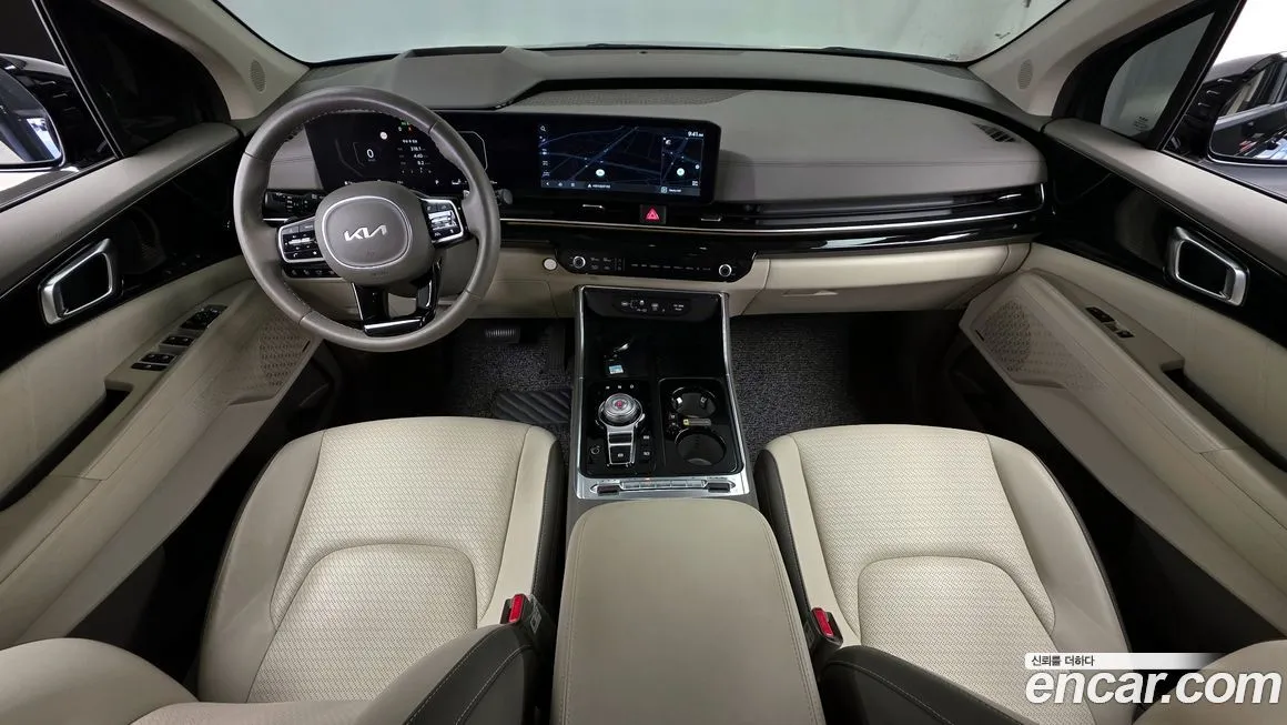 Kia Carnival — фото 4