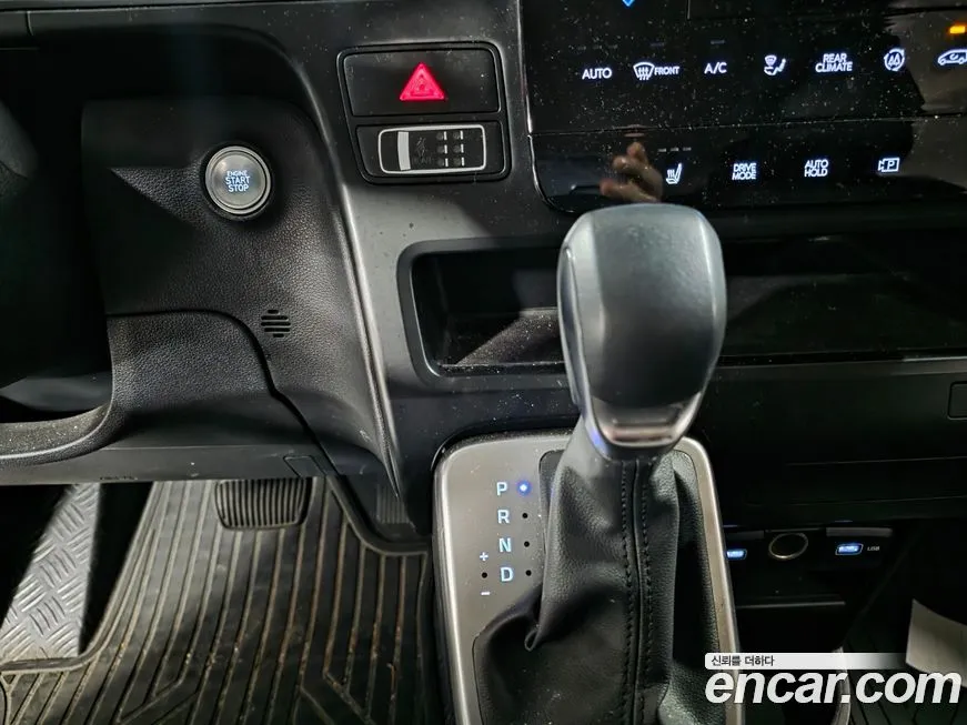 Hyundai Staria 2023 из KR, фото 9