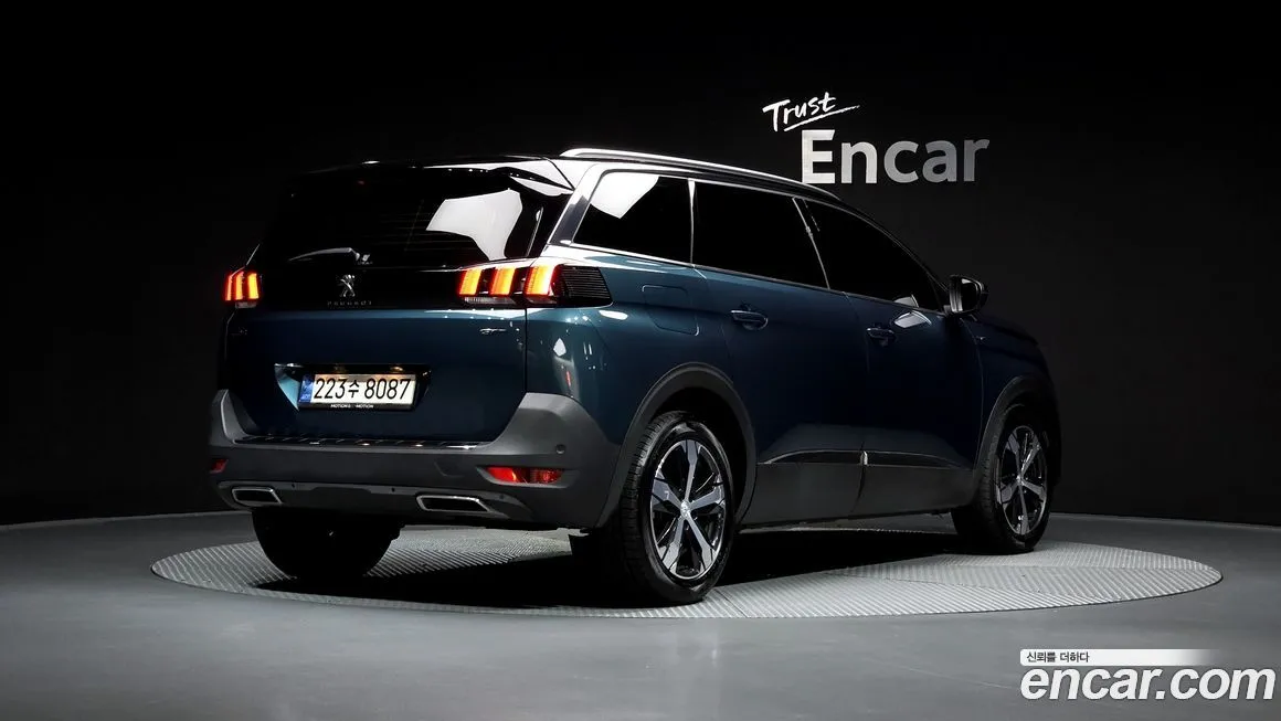 Peugeot 5008 2021 из KR, фото 2