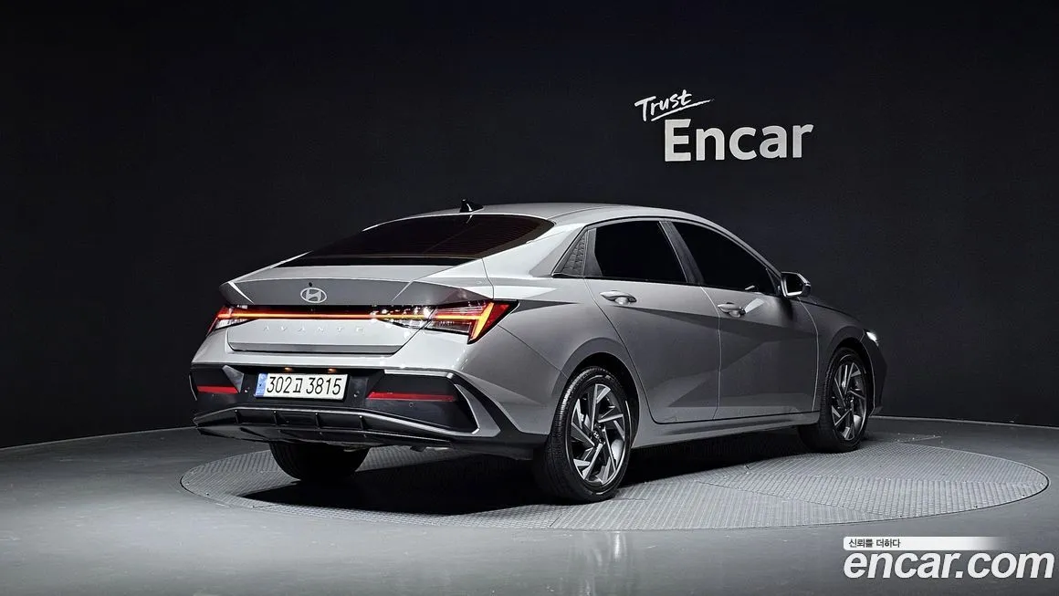 Hyundai AVANTE — фото 2
