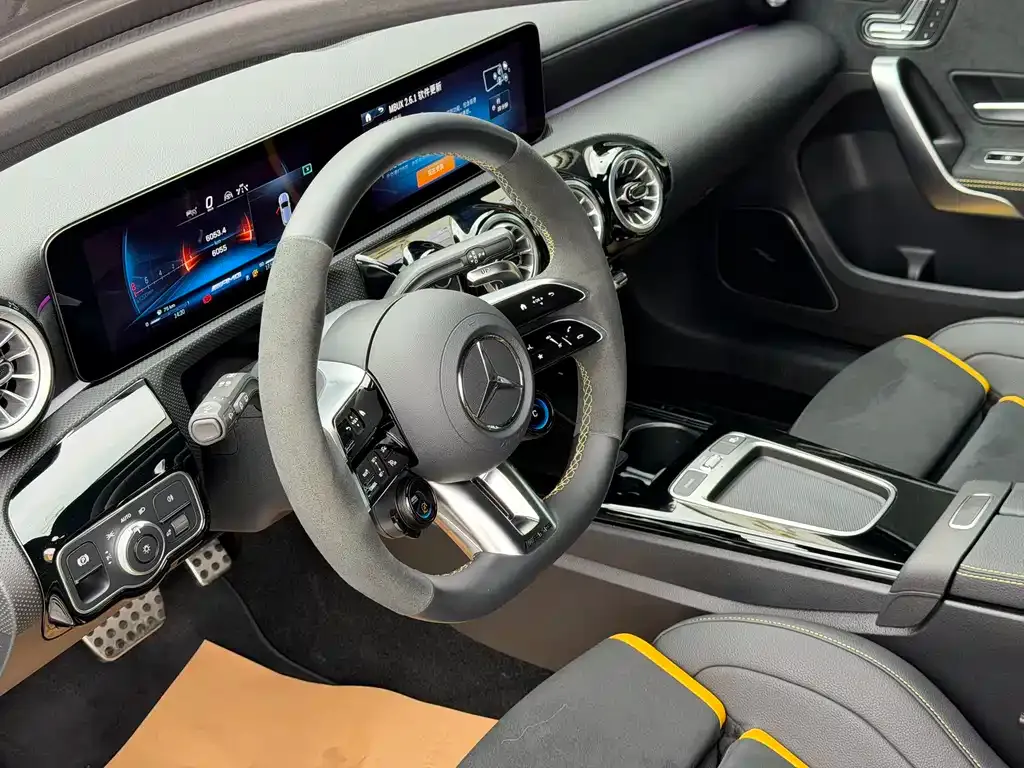 Mercedes-Benz A-Class AMG (Import) 2025 из CN, фото 4