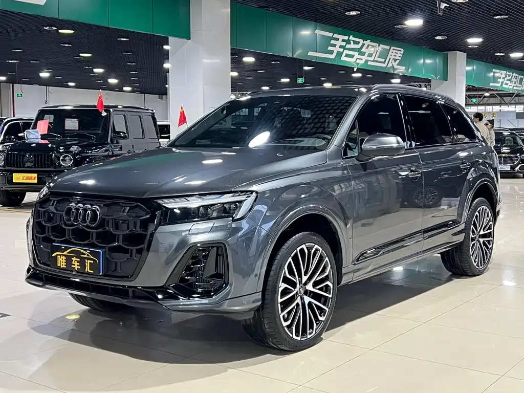 Audi SQ7 2024 из CN, фото 1