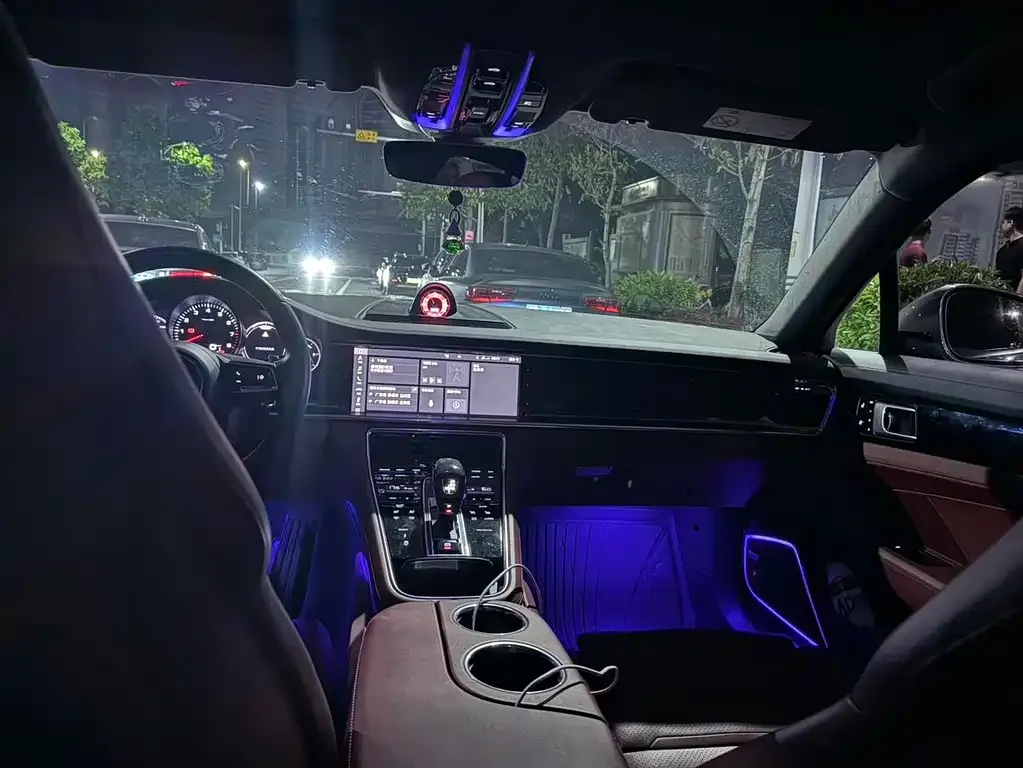 Porsche Panamera 2021 из CN, фото 10