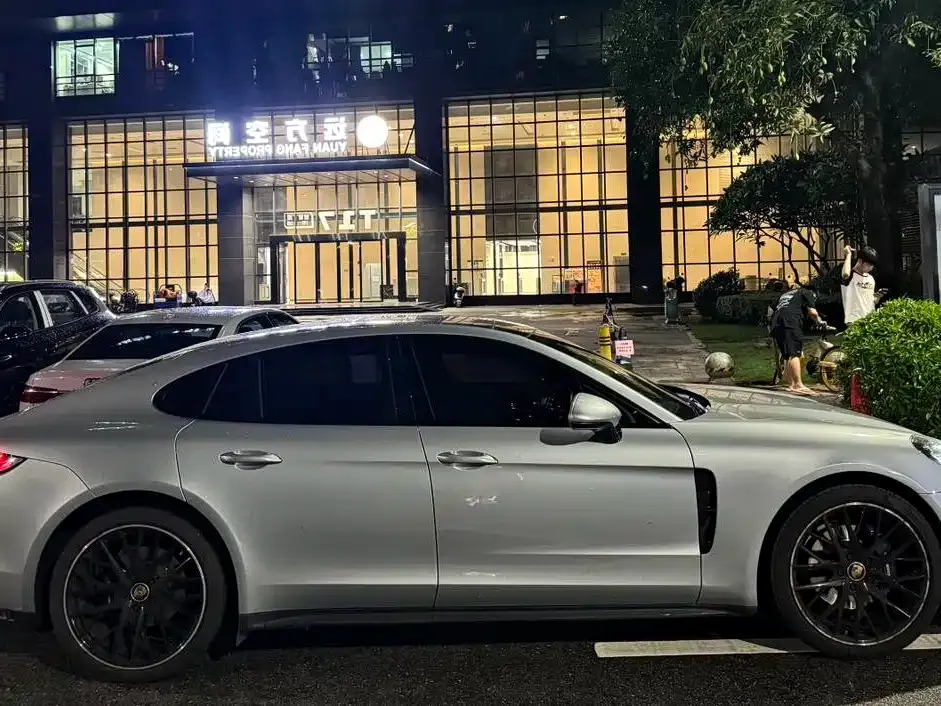 Porsche Panamera 2021 из CN, фото 7