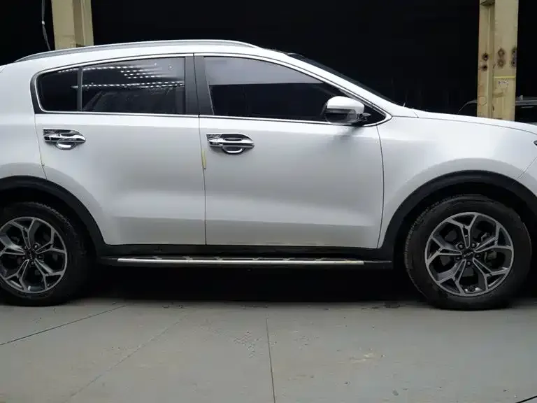 Kia KX5 2021 из CN, фото 4
