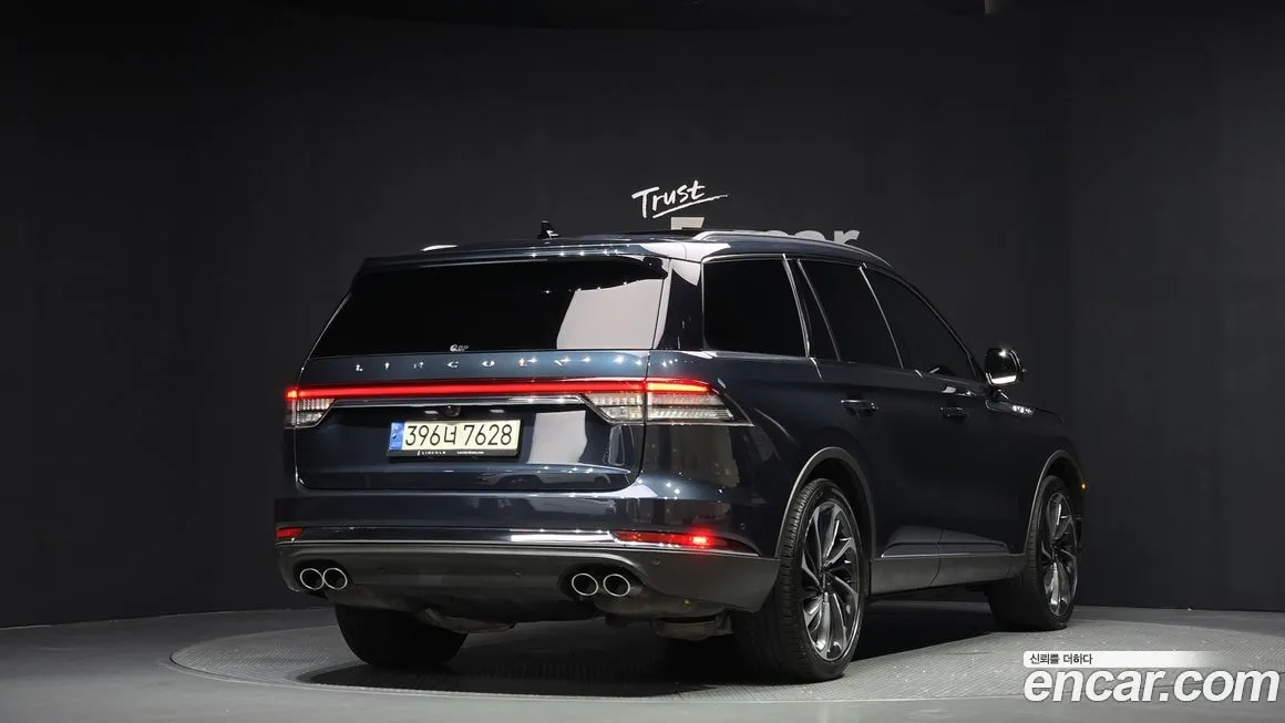 Lincoln Aviator 2023 из KR, фото 2