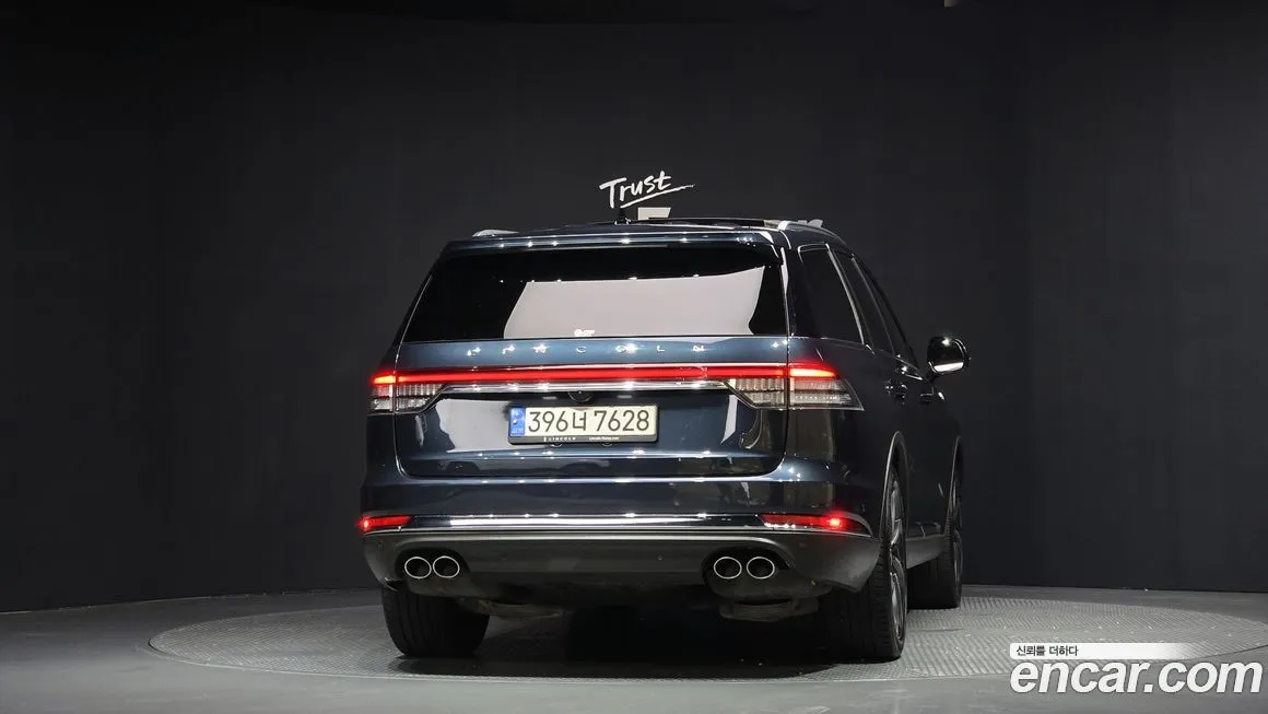 Lincoln Aviator 2023 из KR, фото 4