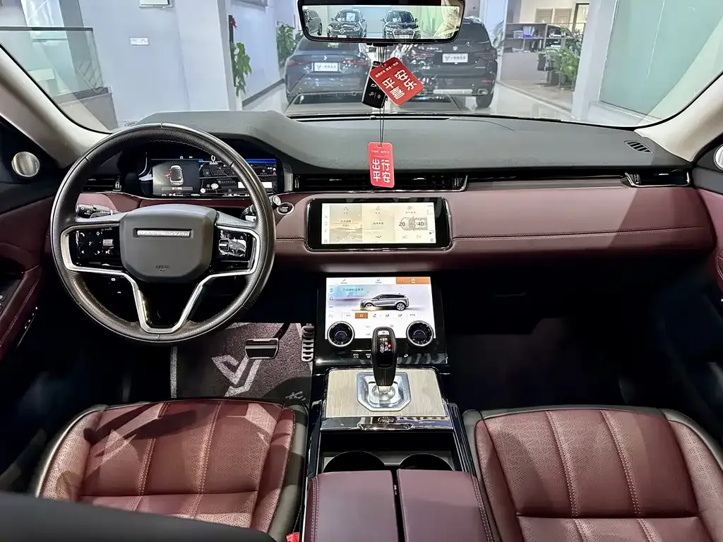 Land Rover Evoque — фото 10