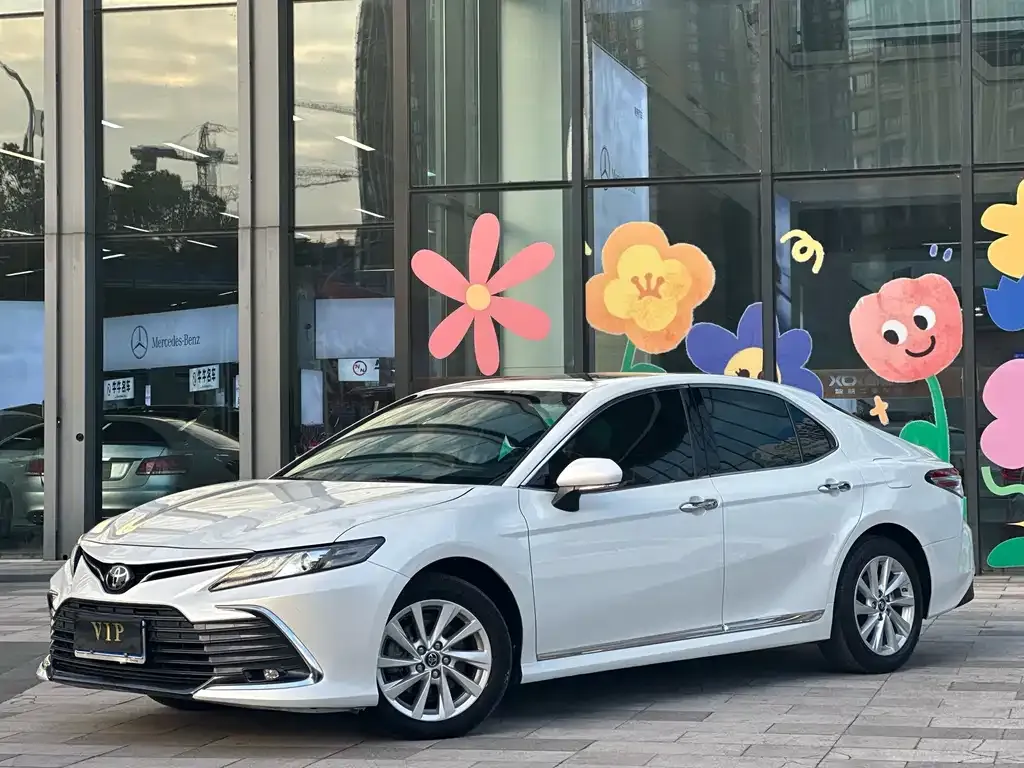 Toyota Camry 2022 из CN, фото 1