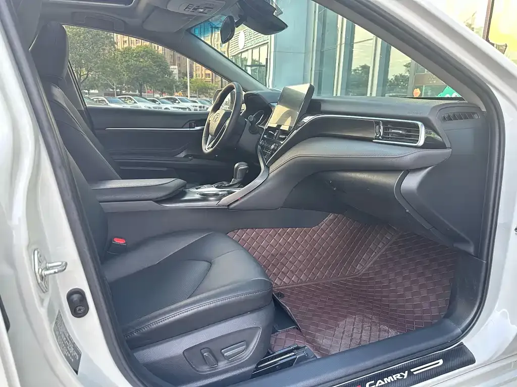 Toyota Camry 2022 из CN, фото 6