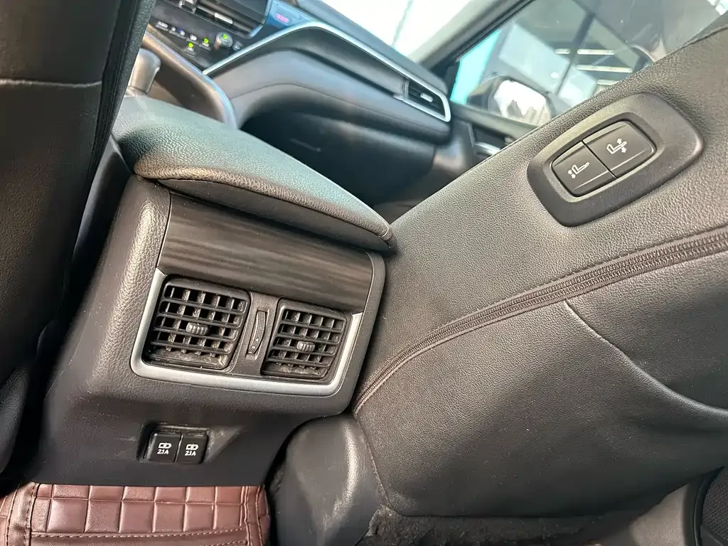 Toyota Camry 2022 из CN, фото 9