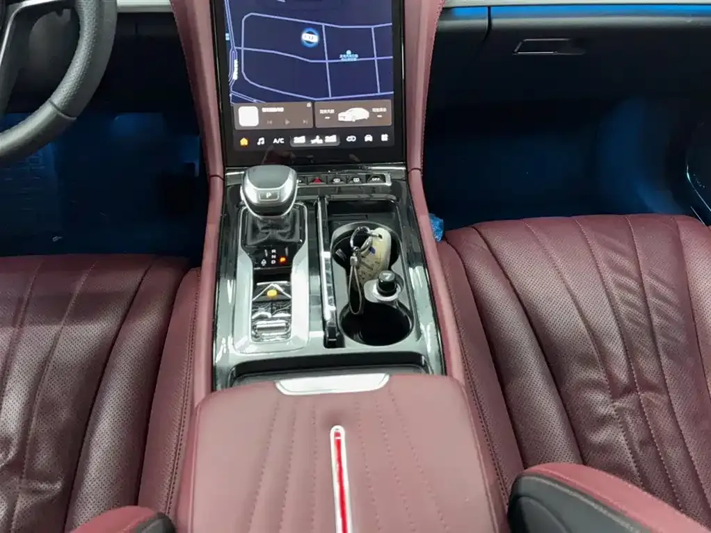 Hongqi H5 2025 из CN, фото 8