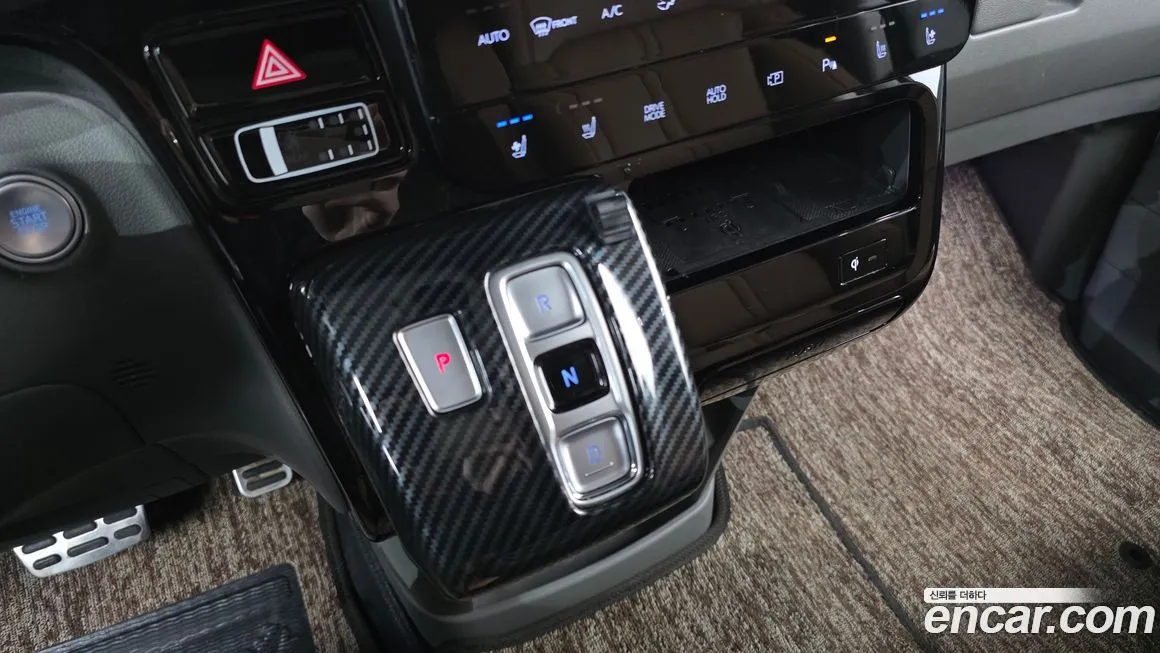 Hyundai Staria 2022 из KR, фото 9