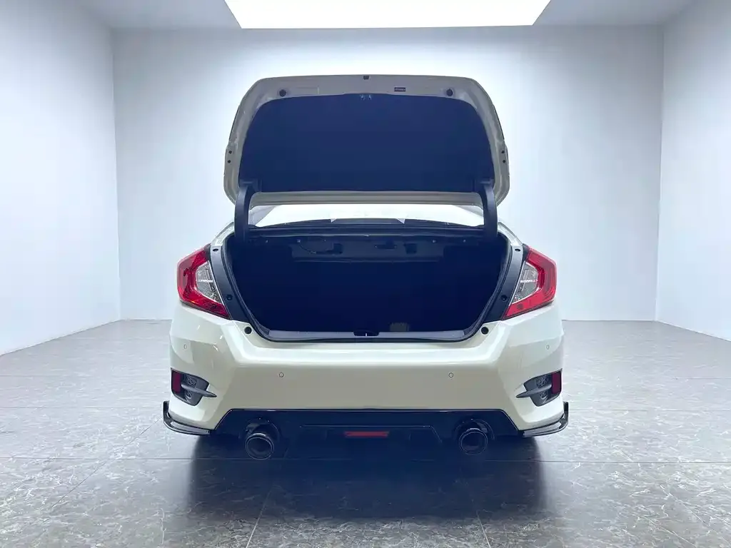 Honda Civic 2021 из CN, фото 8
