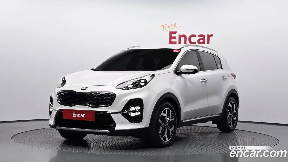 Kia Sportage — фото 1