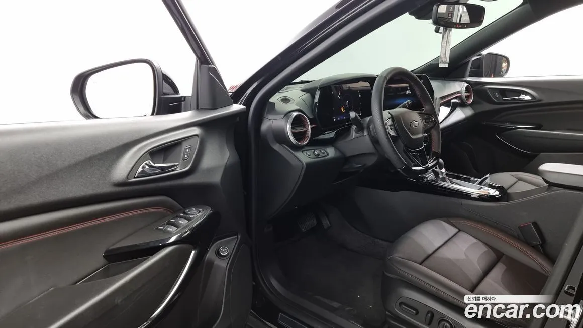 [object Object] Trax 2025 из KR, фото 10