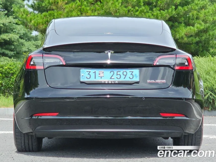 Tesla Model 3 2021 из KR, фото 3