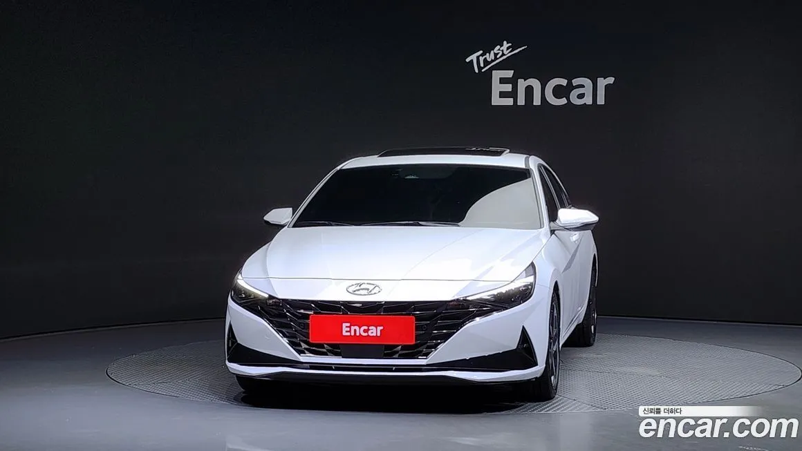 Hyundai AVANTE — фото 3
