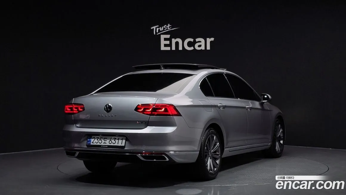 Volkswagen Passat 2021 из KR, фото 2