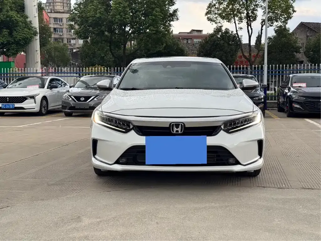 Honda Inspire 2023 из CN, фото 2