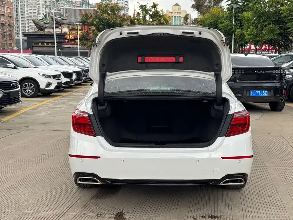 Honda Inspire 2023 из CN, фото 9