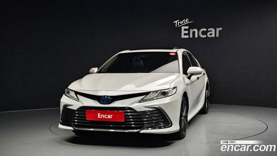 Toyota Camry 2023 из KR, фото 3