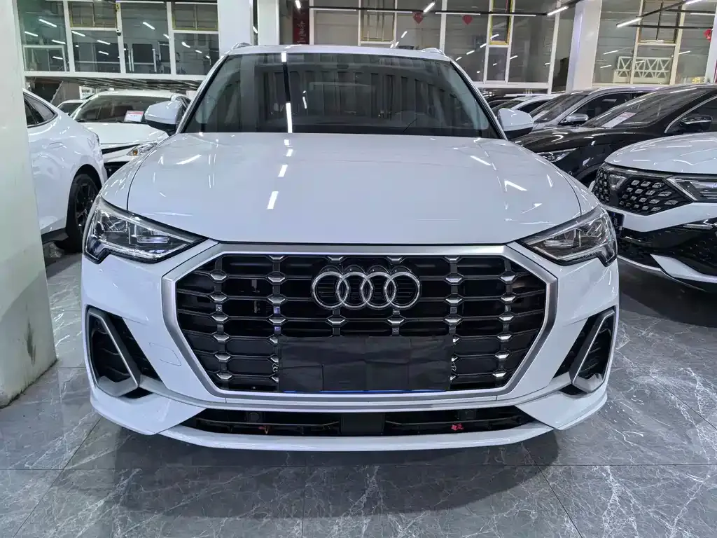 Audi Q3 — фото 2