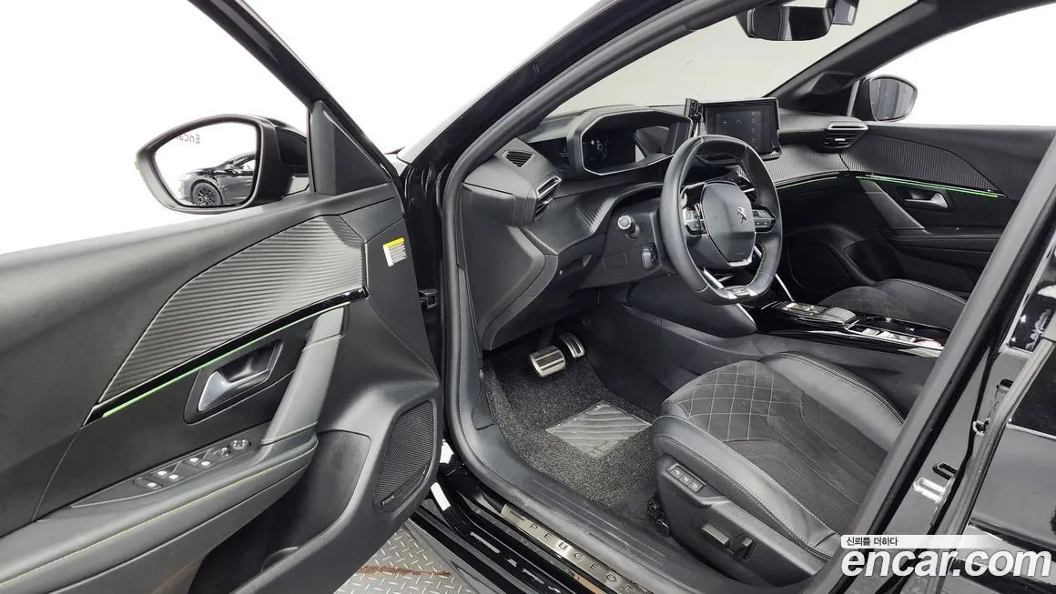 Peugeot 208 2023 из KR, фото 10