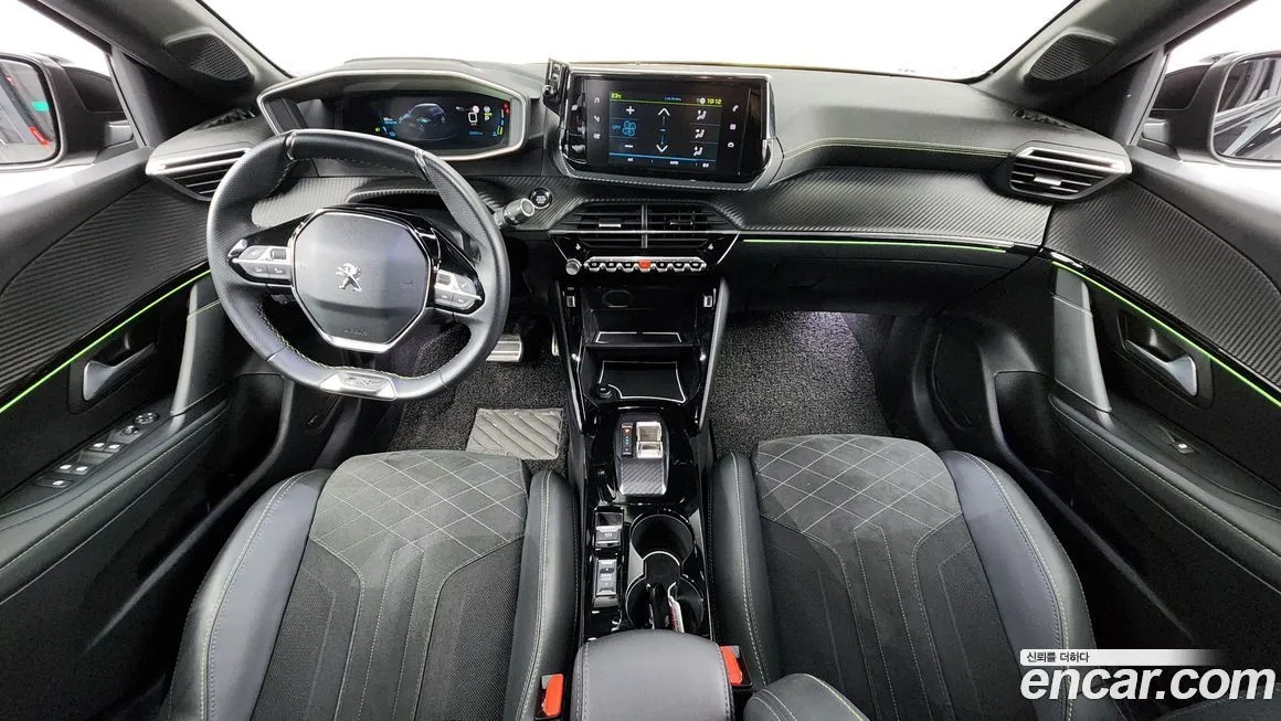 Peugeot 208 2023 из KR, фото 7